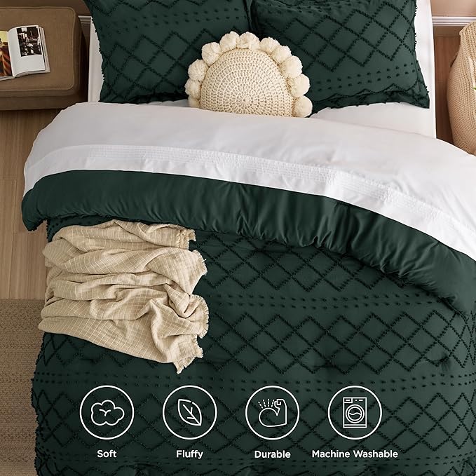 Bedsure California King Comforter Set - Forest Green Comforter, Boho Tufted Shabby Chic Bedding for Kids, 3 Pieces Vintage Farmhouse Bed Set for All Seasons, Fluffy Soft Bedding with 2 Pillow Shams