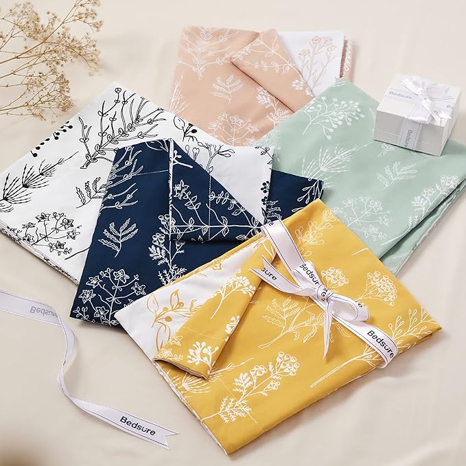 Bedsure Twin/Twin XL Comforter Set - Navy Bed Set, 2 Pieces Cute Floral Bedding, 1 Soft Reversible Botanical Flowers Comforter and 1 Pillow Sham