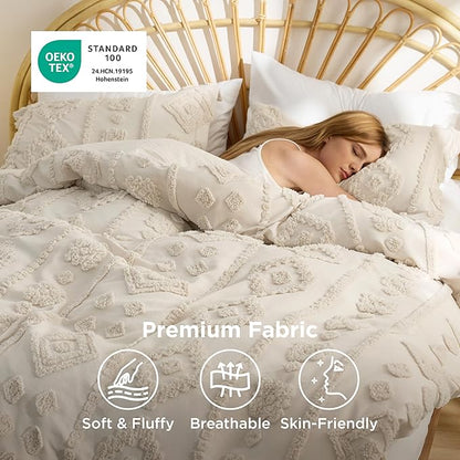 Bedsure Queen Size Comforter Set - Beige Tufted Boho Bed Set, Farmhouse Shabby Chic Embroidery Bedding for All Seasons, 3 Pieces, 1 Soft Jacquard Queen Comforter and 2 Pillow Shams