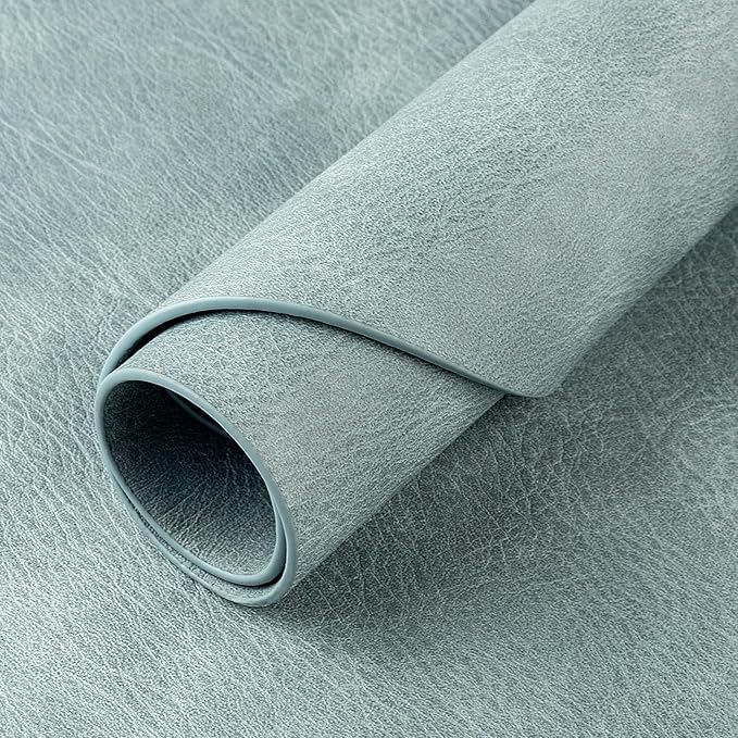 ADRIMER Placemats, Heat Resistant Oval Placemats Set of 8 Washable 12 x 17 Inch, Waterproof Table Mats, Wipeable Pu Place Mats for Kitchen, Dining Room, Light Blue