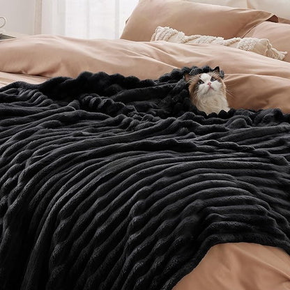 Bedsure GentleSoft Black Blanket Full Size for Bed - Cozy Soft Blankets for Women, Cute Large Fleece Throws for Girls, 84x90 Inches
