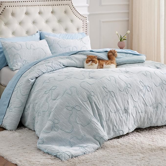 Bedsure Twin Size Comforter Set, Dusty Blue Boho Tufted Bed Set, 3D Puffy Jacquard Bedding King Size, 2 Pieces, 1 Farmhouse Shabby Chic Embroidery Comforter with Bow Pattern & 1 Pillow Case