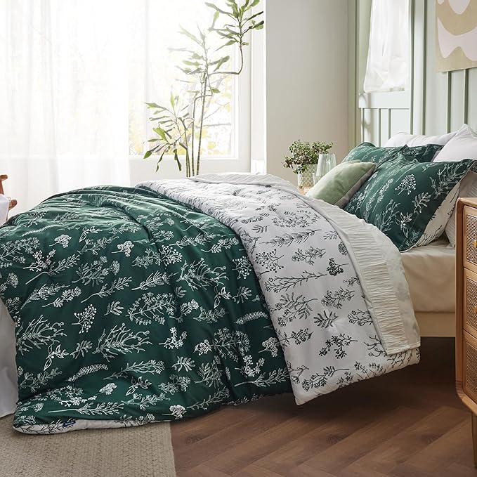 Bedsure Queen Comforter Set - Emerald Bed Set, 3 Pieces Cute Floral Bedding, 1 Soft Reversible Botanical Flowers Comforter and 2 Pillow Shams