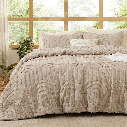 Bedsure Boho Tufted Queen Comforter Set - Khaki Boho Bedding Comforter Sets, 3 Pieces Farmhouse Shabby Chic Embroidery Bed Set, Soft Fluffy Cozy Arch Pattern Comforter for All Seasons