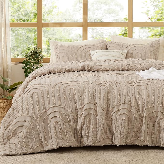 Bedsure Boho Tufted Full Comforter Set - Khaki Boho Bedding Comforter Sets, 3 Pieces Farmhouse Shabby Chic Embroidery Bed Set, Soft Fluffy Cozy Arch Pattern Comforter for All Seasons