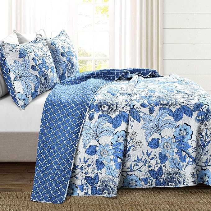 Lush Decor Sydney Reversible Cotton Quilt Set King 3 Piece Bedding, Navy White