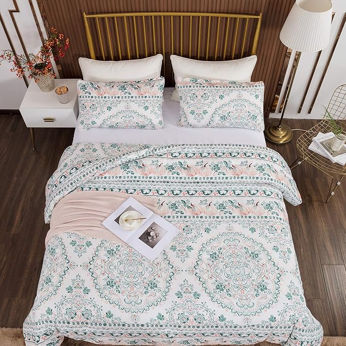 CLOTHKNOW Green White Floral Queen Comforter Set Botanical Bedding Comforter Sets Boho Comforter Pumpkin Comforter Queen