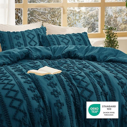 Bedsure Tufted Boho Comforter Set Queen Size - Teal Boho Bed Set, GentleSoft 3 Pieces Farmhouse Shabby Chic Embroidery Bedding, Gifts for Woman, Soft Jacquard Queen Comforter for All Seasons