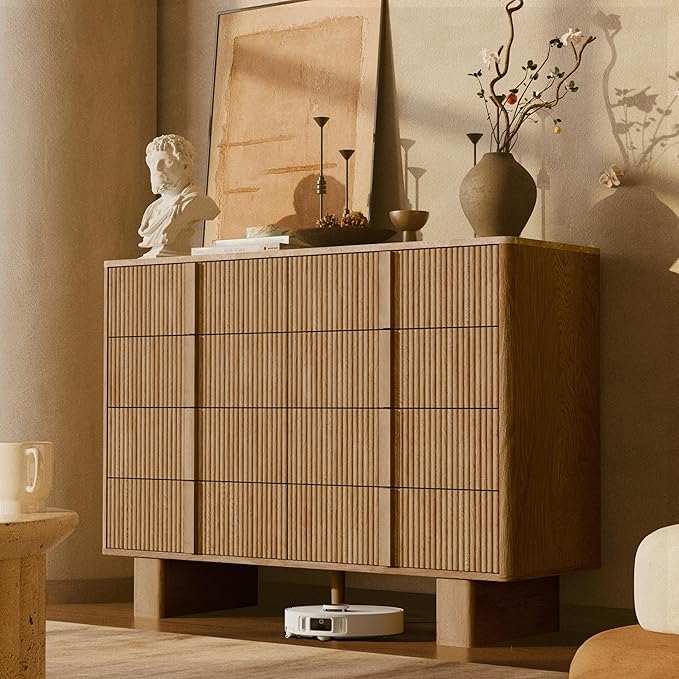 Fluted Dresser for Bedroom with 8 Drawers, 47" Wide Modern Chest of Drawers with Wooden Handle, Wooden Dresser TV Stand, Wood Closet Clothes Storage Organizer for Living Room, Hallway, Natural Oak