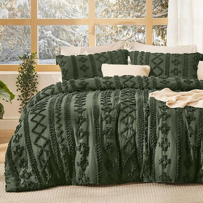 Bedsure Tufted Boho Comforter Set California King - Olive Green Boho Bed Set, GentleSoft™ 3 Pieces Farmhouse Shabby Chic Embroidery Bedding, Gifts for Woman, Soft Jacquard Comforter for All Seasons