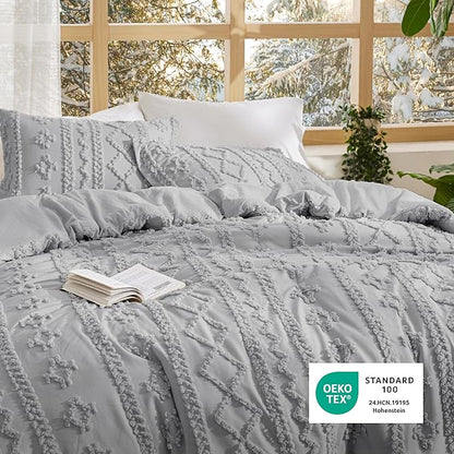 Bedsure Tufted Boho Comforter Set Queen Size - Light Grey Boho Bed Set, GentleSoft™ 3 Pieces Farmhouse Shabby Chic Embroidery Bedding, Gifts for Woman, Soft Jacquard Queen Comforter for All Seasons