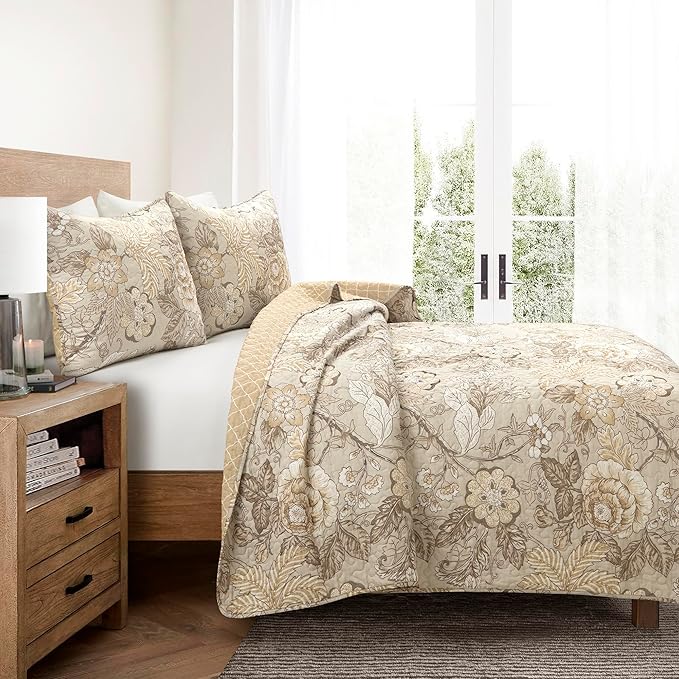 Lush Decor Sydney Reversible Cotton Quilt Set Queen 3 Piece Bedding, Beige Floral Neutral