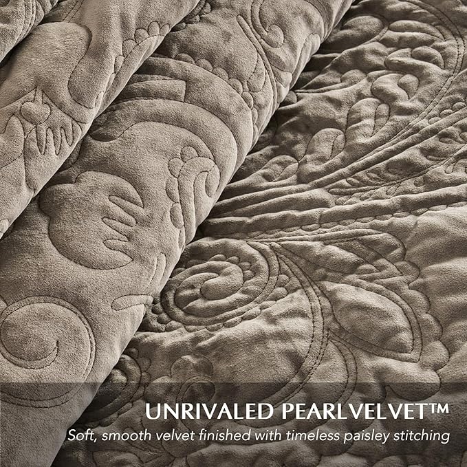EVERGRACE Luxury Pearl Velvet Quilt Set King Size 3 Pieces, Soft Paisley-Stitch Velvet Comforter Set with Pillow Shams, Lightweight Bedspread Coverlet Bedding Set, Stone Taupe