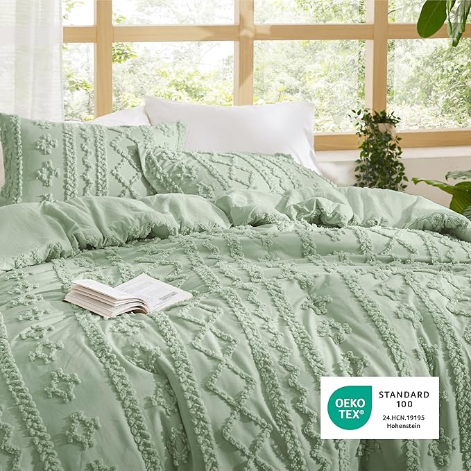 Bedsure Tufted Boho Comforter Set California King - Sage Green Boho Bed Set, GentleSoft™ 3 Pieces Farmhouse Shabby Chic Embroidery Bedding, Gifts for Woman, Soft Jacquard Comforter for All Seasons