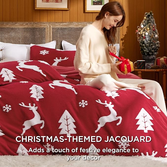 Bedsure Fluffy Christmas Duvet Cover Set - Ultra Soft Plush Shaggy Comforter Cover Queen Size, Warm Flannel Fleece Bed Sets for Winter, 3 Pieces, Reindeer Pattern, Red