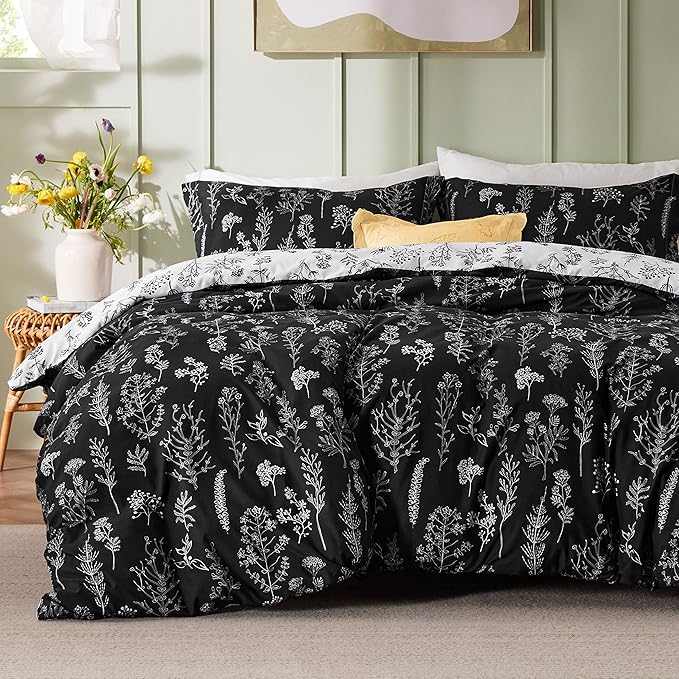 Bedsure King Comforter Set - Black Bed Set, 3 Pieces Cute Floral Bedding, 1 Soft Reversible Botanical Flowers Comforter and 2 Pillow Shams