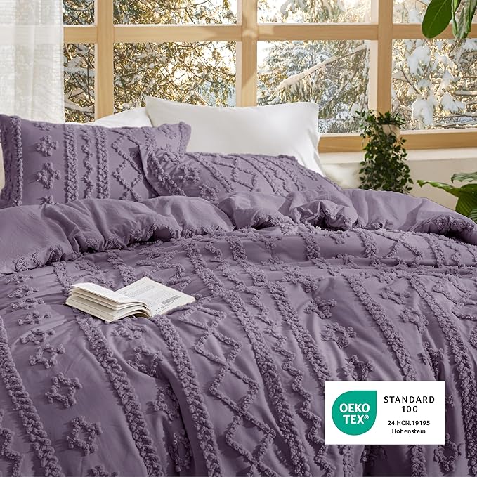 Bedsure Tufted Boho Comforter Set Queen Size - Grayish Purple Boho Bed Set, GentleSoft™ 3 Pieces Farmhouse Shabby Chic Embroidery Bedding, Gifts for Woman, Jacquard Queen Comforter for All Seasons