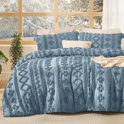 Bedsure Tufted Boho Comforter Set Full Size - Grayish Blue Boho Bed Set, GentleSoft™ 3 Pieces Farmhouse Shabby Chic Embroidery Bedding, Gifts for Woman, Soft Jacquard Full Comforter for All Seasons