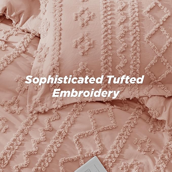 Bedsure Tufted Boho Comforter Set Twin Size - Pink Boho Bed Set, GentleSoft™ 2 Pieces Farmhouse Shabby Chic Embroidery Bedding, Gifts for Woman, Soft Jacquard Twin Comforter for All Seasons