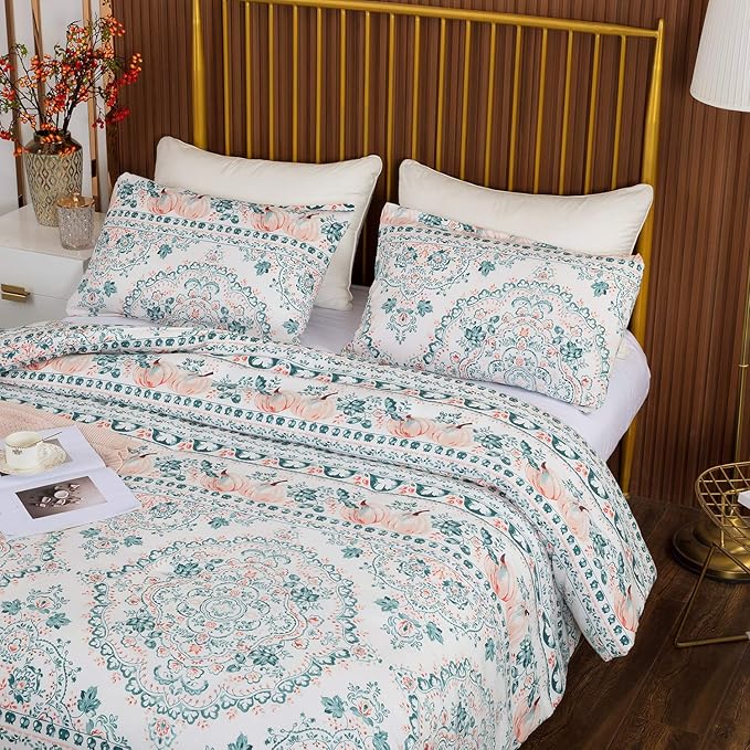 CLOTHKNOW Green White Floral Queen Comforter Set Botanical Bedding Comforter Sets Boho Comforter Pumpkin Comforter Queen