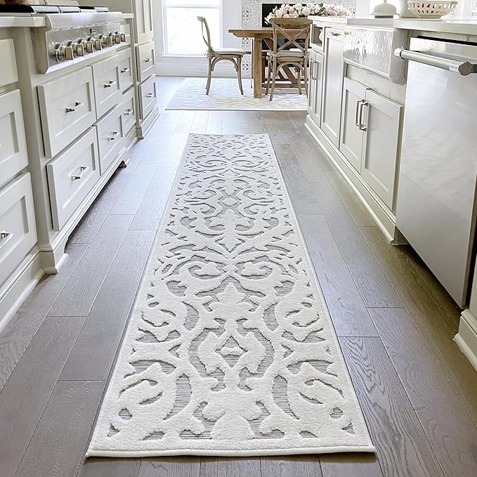 Orian My Texas House Lady Bird Runner Rug 1.11x6 Indoor Outdoor, Natural Grey