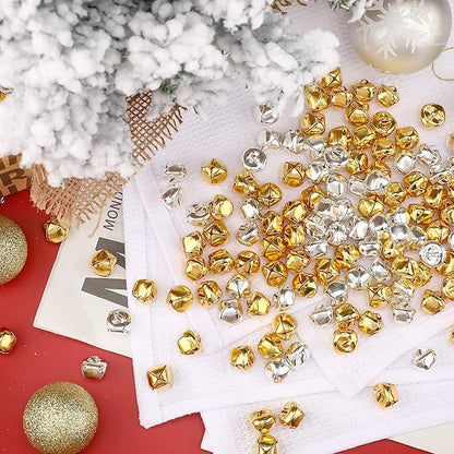 Augshy 200 Pieces Jingle Bells 3/5Inch Craft Bell Bulk for Christmas Home and Pet Decorations Xmas Decor Party Favors Supplies (Gold and Silver)