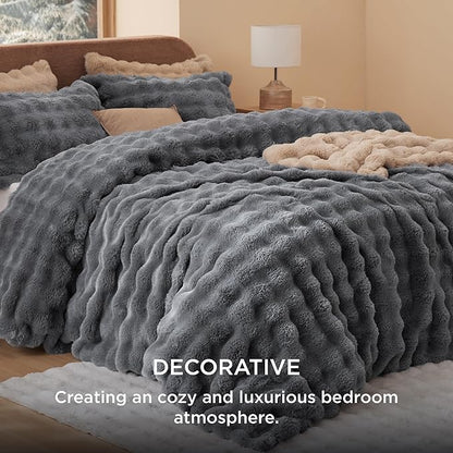 Bedsure Luxurious Faux Fur Duvet Cover King Size Set - Ultra Soft & Fluffy & Cozy & Warm - Elegant Shaggy Bubble Design Bedding with Duvet Cover and Pillow Shams, Grey