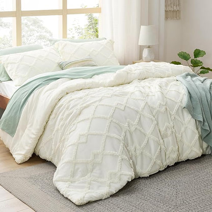 Bedsure Boho Comforter Set King - Ivory Tufted King Size Comforter, 3 Pieces Farmhouse Shabby Chic Embroidery Bed Set, Soft Fluffy Geometric Pattern Bedding for All Seasons