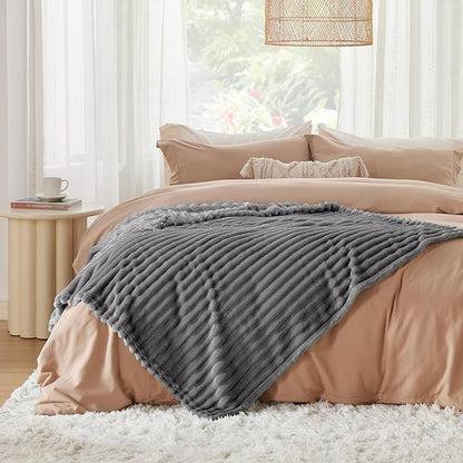 Bedsure GentleSoft Frost Gray Twin Blanket for Bed - Cozy Soft Blankets for Women, Cute Large Throws for Girls, 66x90 Inches