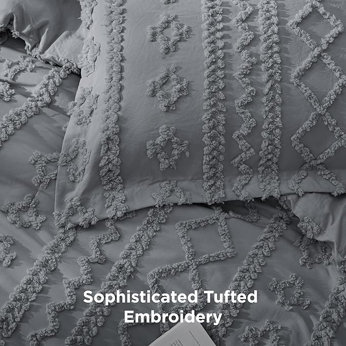 Bedsure Tufted Boho Comforter Set King Size - Grey Boho Bed Set, GentleSoft™ 3 Pieces Farmhouse Shabby Chic Embroidery Bedding, Gifts for Woman, Soft Jacquard King Comforter for All Seasons