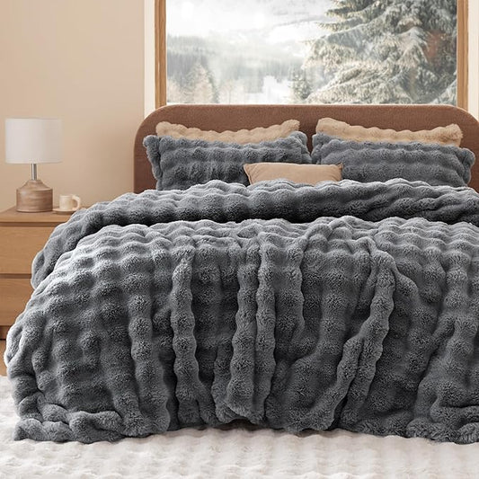 Bedsure Luxurious Faux Fur Duvet Cover King Size Set - Ultra Soft & Fluffy & Cozy & Warm - Elegant Shaggy Bubble Design Bedding with Duvet Cover and Pillow Shams, Grey