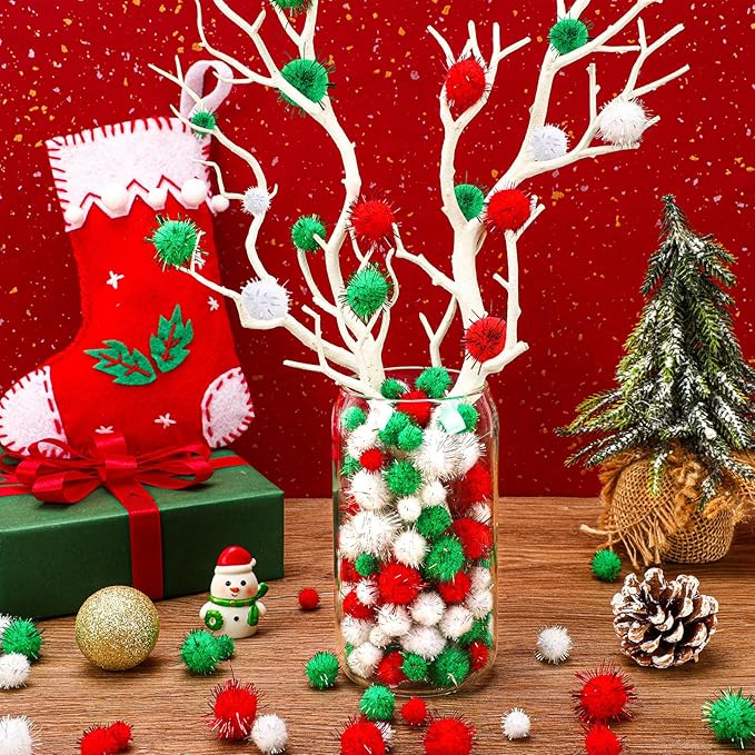 UPINS 600 Pcs Christmas Pom Poms Balls, Glitter Red Green White Craft Balls for Christmas Party DIY Creative Crafts Decorations Supplies (3 Size)