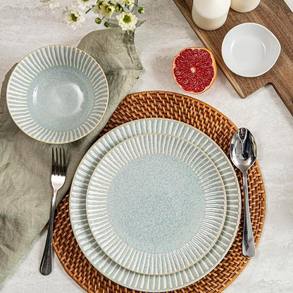 Bzyoo 12-Piece Reactive Blue Ceramic Dinnerware Set Bali Breeze Blue Elegant Table Setting for Every Occasion - Microwave & Dishwasher Safe Stackable