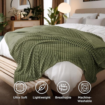 Bedsure GentleSoft Cypress Fleece King Blanket for - Cozy Soft Blankets for Women, Cute Small Throws for Girls, 108x90 Inches