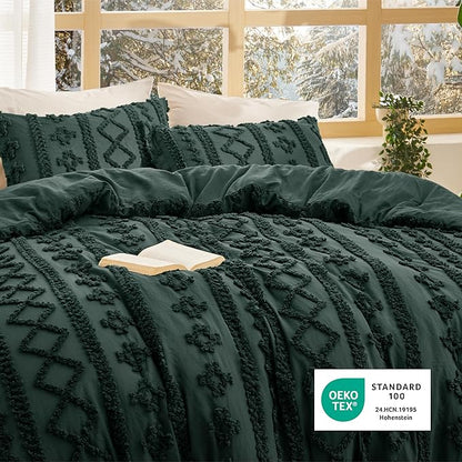 Bedsure Tufted Boho Comforter Set Twin Size - Emerald Green Boho Bed Set, GentleSoft™ 2 Pieces Farmhouse Shabby Chic Embroidery Bedding, Gifts for Woman, Soft Jacquard Twin Comforter for All Seasons