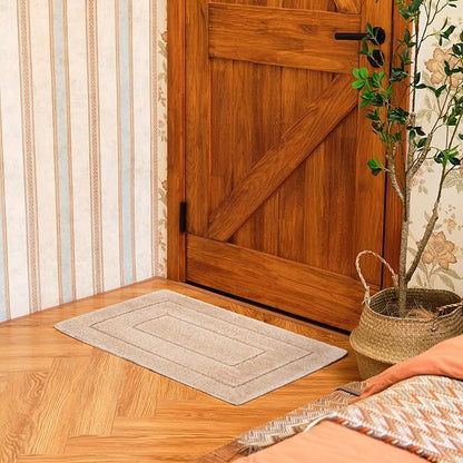 GRANNY SAYS Bathroom Rugs Non Slip, 20" x 32", Bath Rugs for Bathroom Washable, Bath Mats for Floor, Microfiber Bath Mat for Tub, Absorbent Bath Rugs for Bath, Khaki