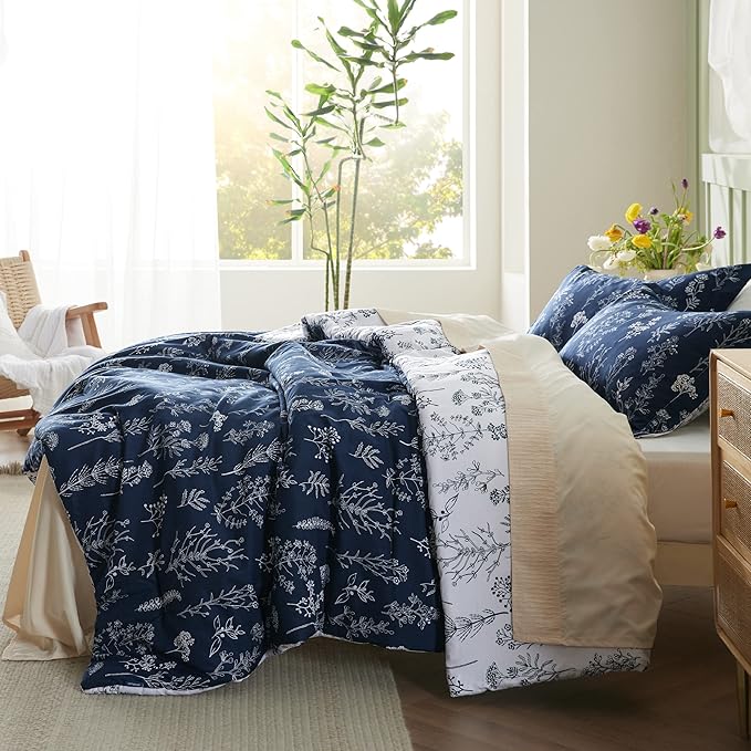 Bedsure Queen Comforter Set - Navy Bed Set, 3 Pieces Cute Floral Bedding, 1 Soft Reversible Botanical Flowers Comforter and 2 Pillow Shams