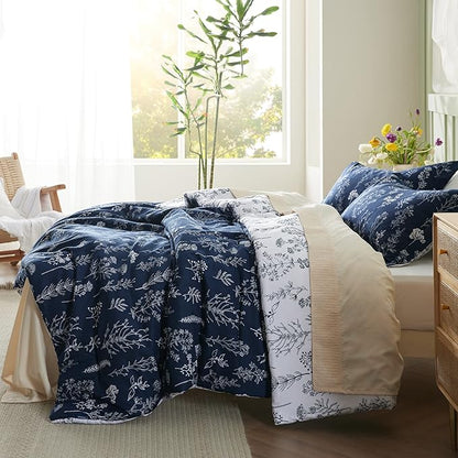Bedsure Twin/Twin XL Comforter Set - Navy Bed Set, 2 Pieces Cute Floral Bedding, 1 Soft Reversible Botanical Flowers Comforter and 1 Pillow Sham