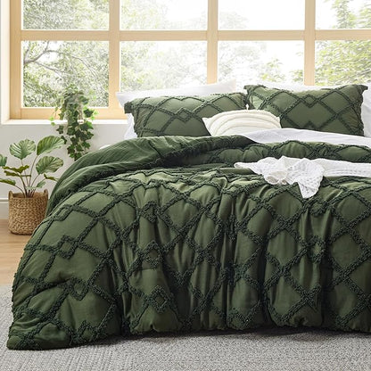 Bedsure Boho Comforter Set Queen - Olive Green Tufted Queen Size Comforter, 3 Pieces Farmhouse Shabby Chic Embroidery Bed Set, Soft Fluffy Geometric Pattern Bedding for All Seasons