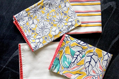 TARAN LIVING Valentine's Printed Kitchen Dish Bar and Tea Towels Cotton, 18x28 inch with Trims, Cotton Dish Towel Sets (Yellow, Set of 4)