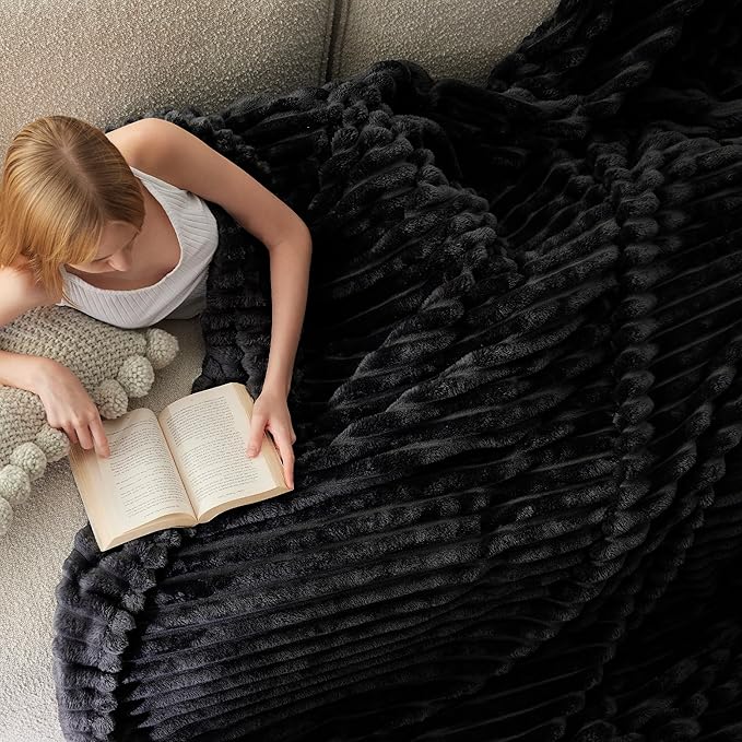 Bedsure GentleSoft Black Blanket Full Size for Bed - Cozy Soft Blankets for Women, Cute Large Fleece Throws for Girls, 84x90 Inches
