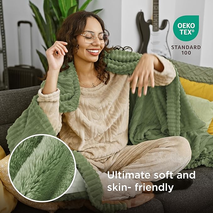 Bedsure GentleSoft Reseda Twin XL Blanket for Bed - Cozy Soft Blankets for Women, Cute Small Fleece Throws for Girls, Birthday Gifts for Women Decor Gifts for Mom, 66x90 Inches