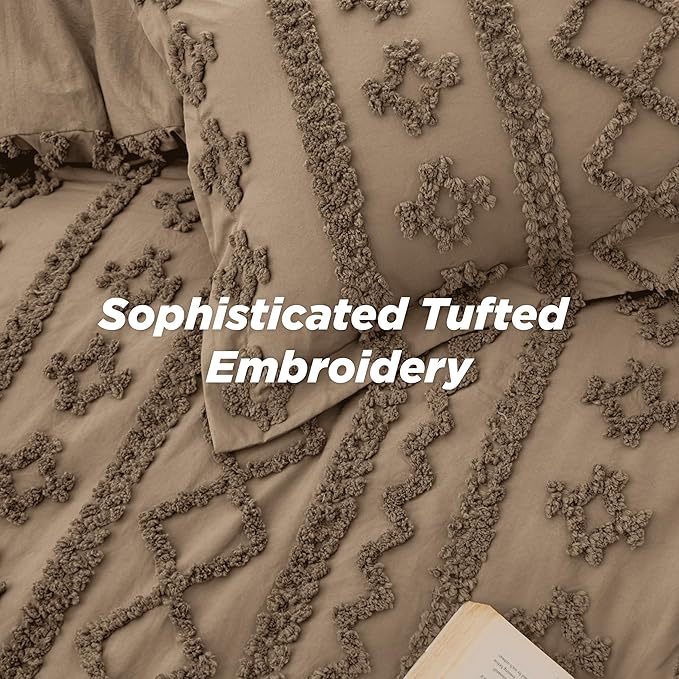 Bedsure Tufted Boho Comforter Set California King Size - Light Brown Boho Bed Set, GentleSoft™ 3 Pieces Farmhouse Shabby Chic Embroidery Bedding, Gifts for Woman, Jacquard Comforter for All Seasons