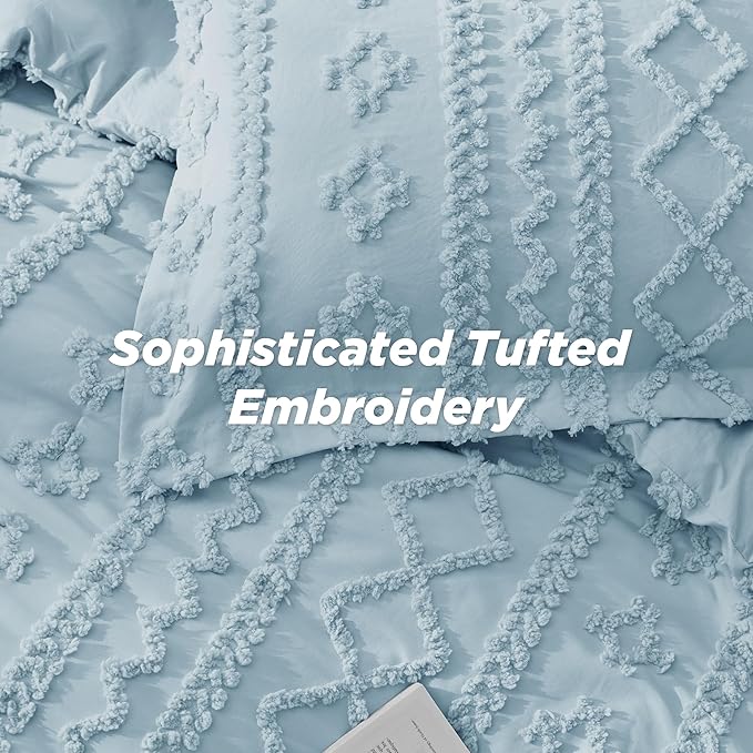 Bedsure Tufted Boho Comforter Set King Size - Dusty Blue Boho Bed Set, GentleSoft™ 3 Pieces Farmhouse Shabby Chic Embroidery Bedding, Gifts for Woman, Soft Jacquard King Comforter for All Seasons