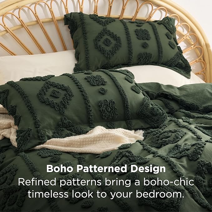 Bedsure King Size Comforter Set - Dark Green Tufted Boho Bed Set, Farmhouse Shabby Chic Embroidery Bedding for All Seasons, 3 Pieces, 1 Soft Jacquard King Comforter and 2 Pillow Shams
